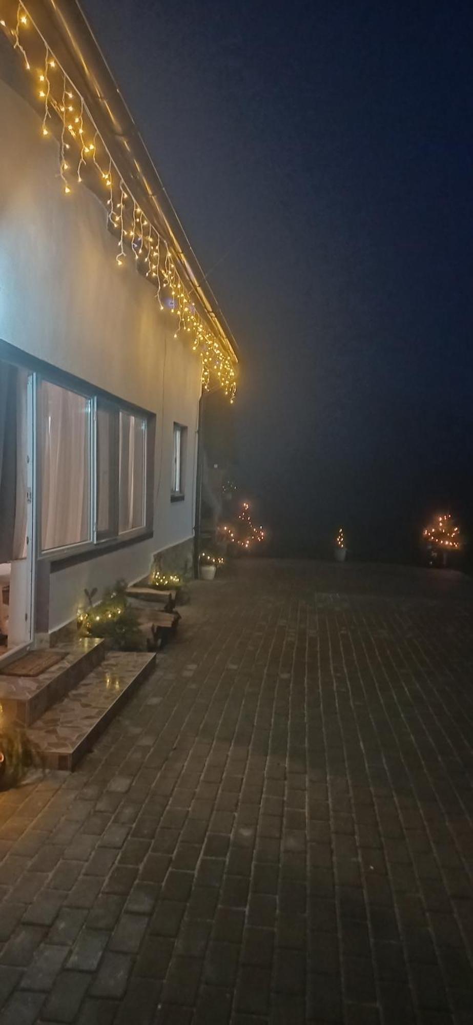 Casuta Din Deal Vaideeni Экстерьер фото